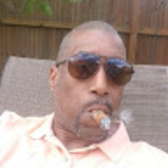 Meet your Posher, Sean - Picture 1 of 1